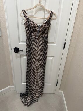 NWT LOVE & LEMONADE black sequin and cream elegant floor length dress
